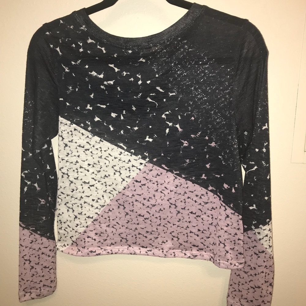 Bar Iii Slightly Cropped Patterned Long Sleeve - image 3